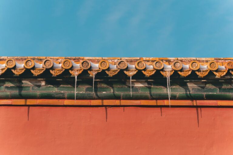 winter freeze on roofs